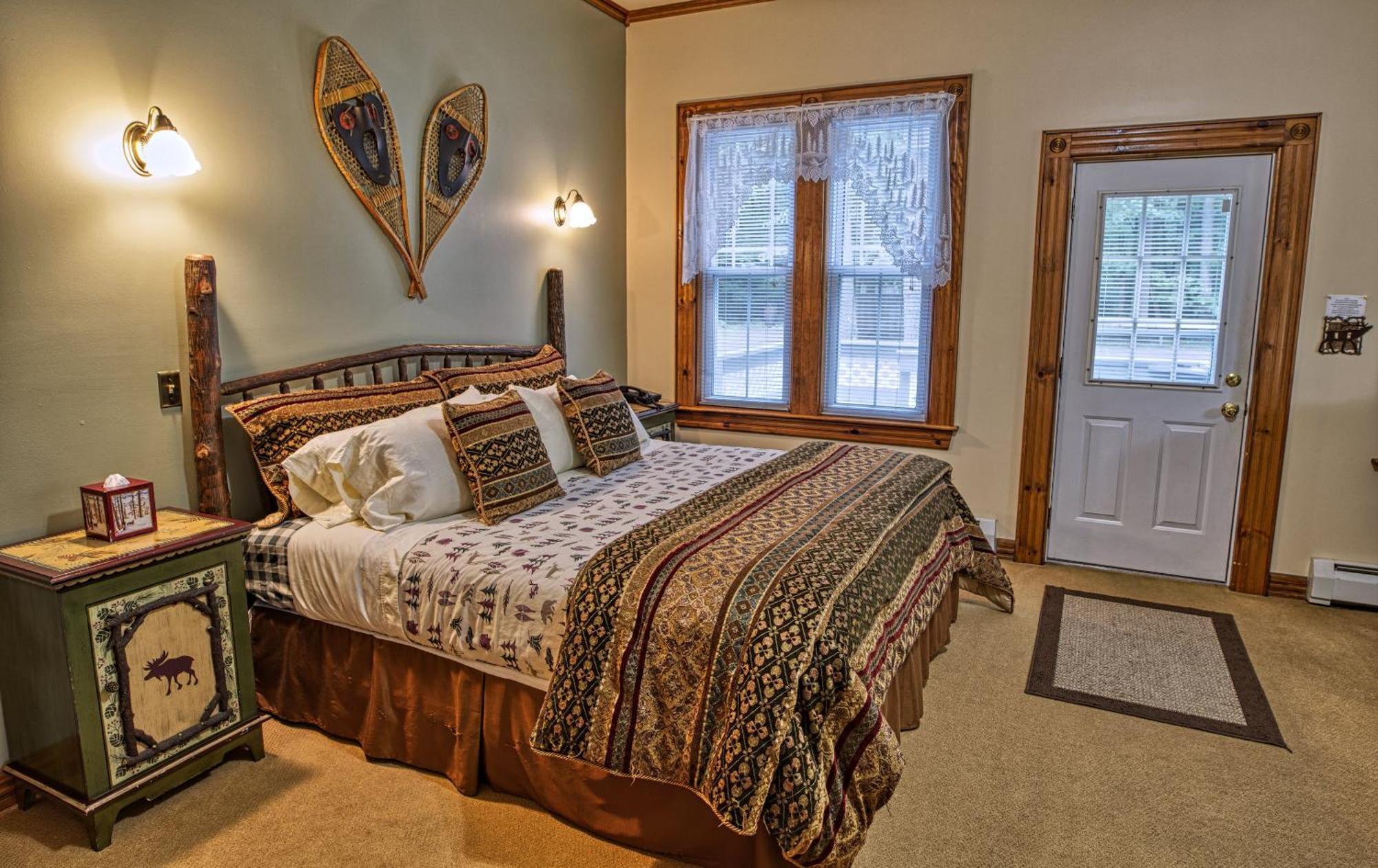 Rockwell Falls Inn And Wine Bar Lake Luzerne Habitación foto