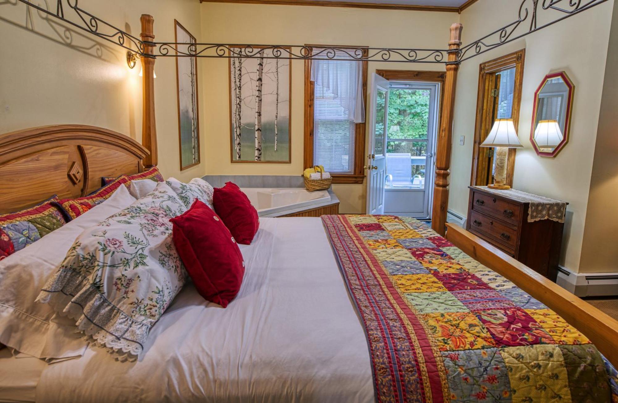 Rockwell Falls Inn And Wine Bar Lake Luzerne Exterior foto
