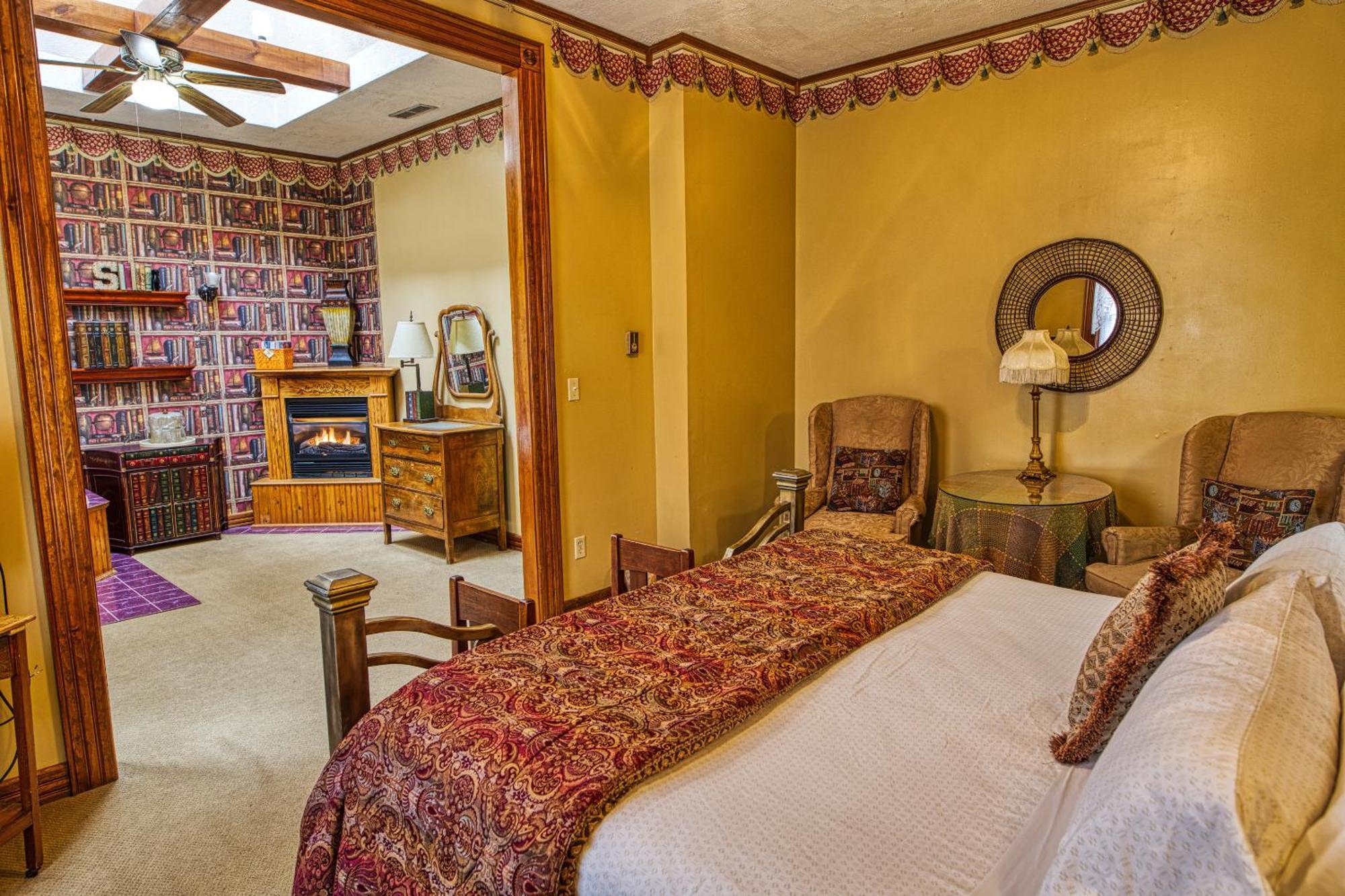 Rockwell Falls Inn And Wine Bar Lake Luzerne Habitación foto